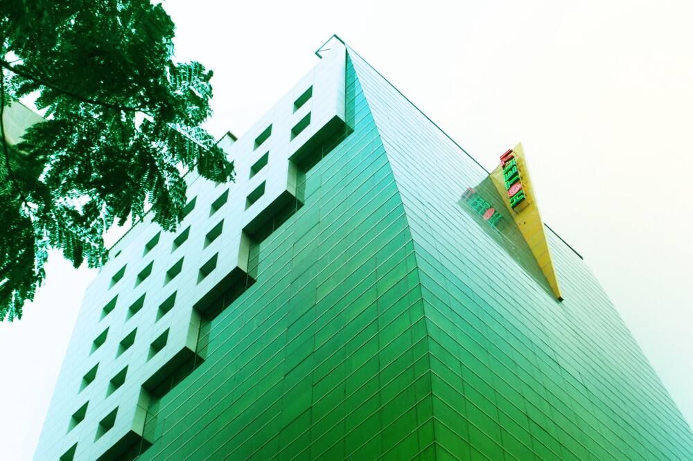 Hotel 71 Ltd
